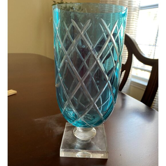 FTD Crystal Pedestal Vase With Etched Diamond Pattern & Square Base 9 Inches Tal - Picture 2 of 6
